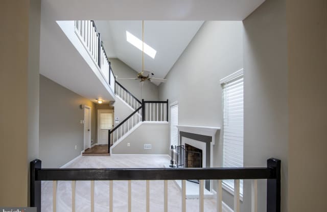 15256 LARKSPUR LANE Gallery 4