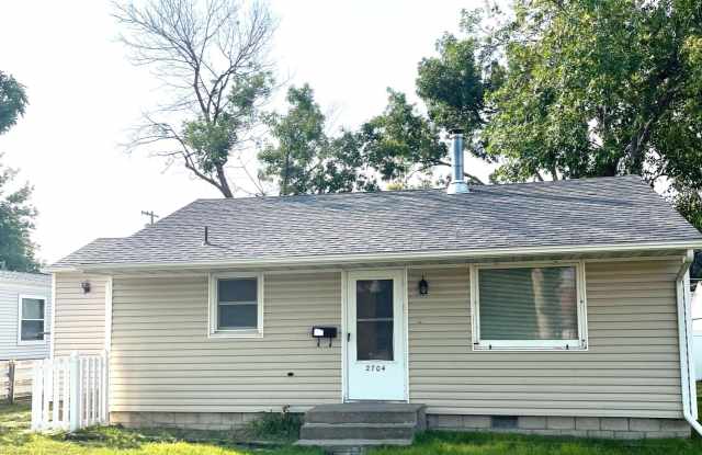 2704 8th Ave N - 2704 8th Avenue North, Great Falls, MT 59401