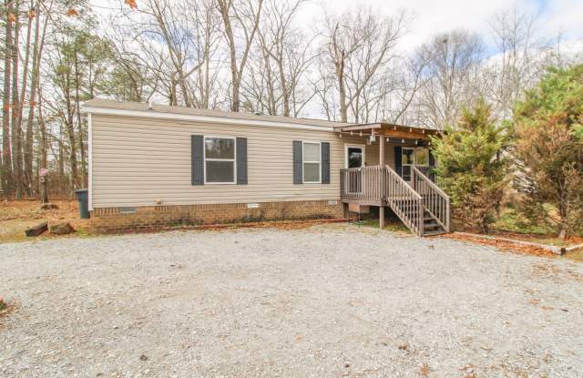 Nice home on a wooded lot! Minutes from Athens! photos photos