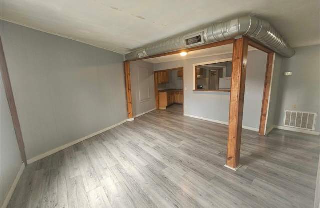 671 S Main Street Gallery 2