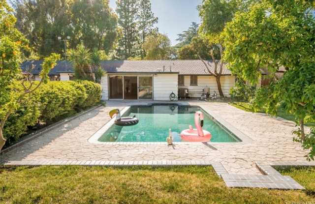 5322 Quakertown Avenue - 5322 Quakertown Avenue, Los Angeles, CA 91364