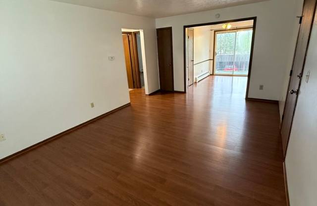 8423 Colwyn Ct. photos photos