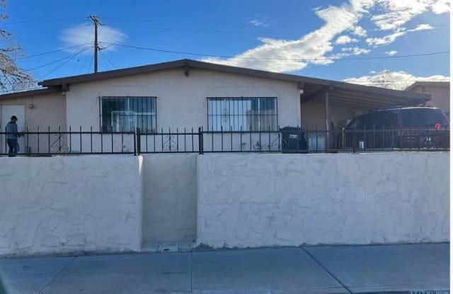 127 Maple Street - 127 Maple Street, Henderson, NV 89015