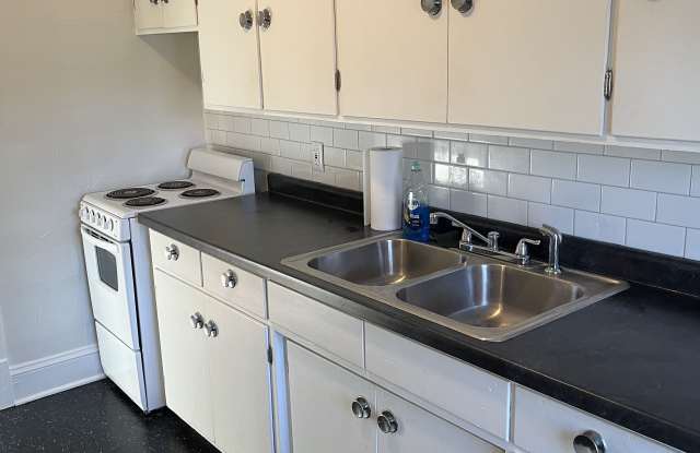 1134 W Spencer St - 1134 West Spencer Street, Appleton, WI 54914