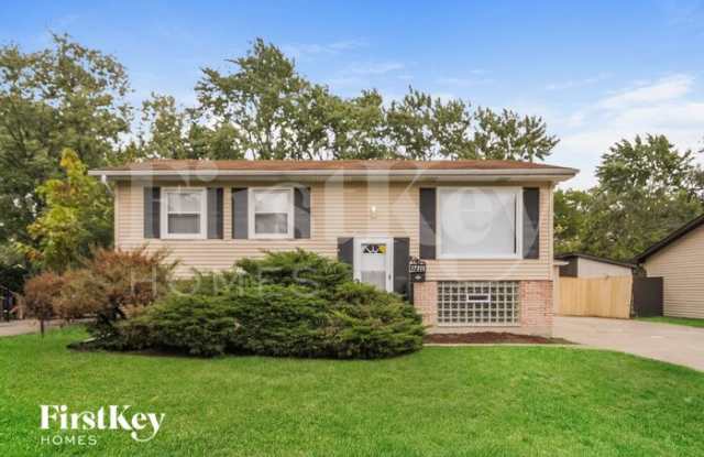 17213 Springtide Lane - 17213 Springtide Lane, Hazel Crest, IL 60429