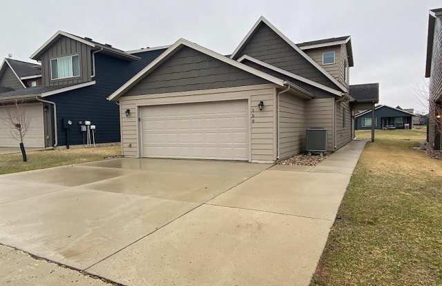 290 240th Avenue - 290 240th Avenue, Arnolds Park, IA 51331