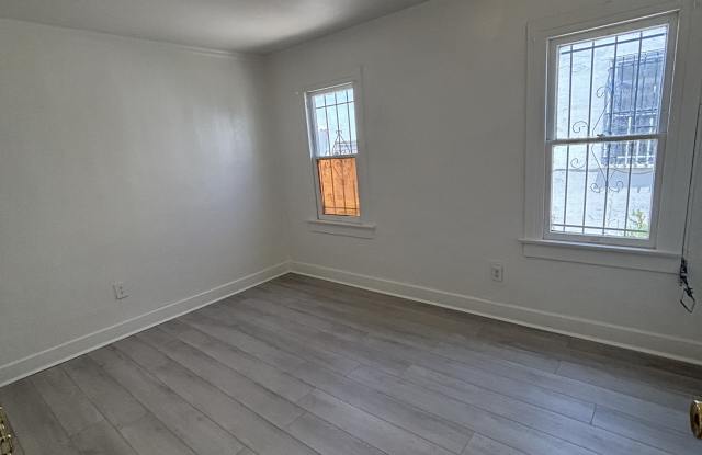 1128 South New Hampshire Avenue Gallery 4