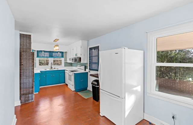 4 Bedroom Home For Rent in Central, SC Gallery 4