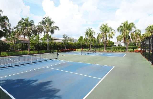 1734 WOODLEAF HAMMOCK Court Gallery 2