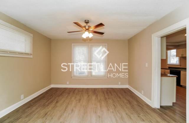 589 Larcomb Avenue Gallery 4