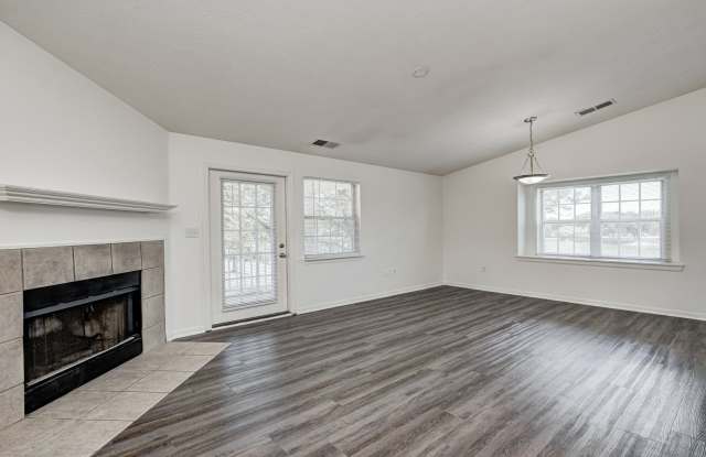 BayShore Apartments Gallery 2