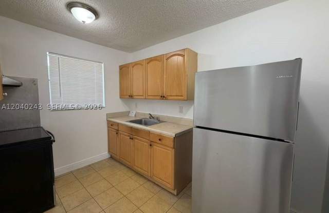 1330 NE 127th St photos photos