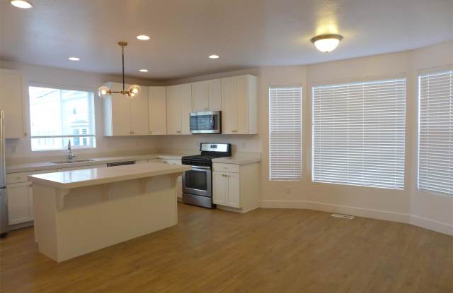1779 W. Dalmeny Way - 1 Gallery 4