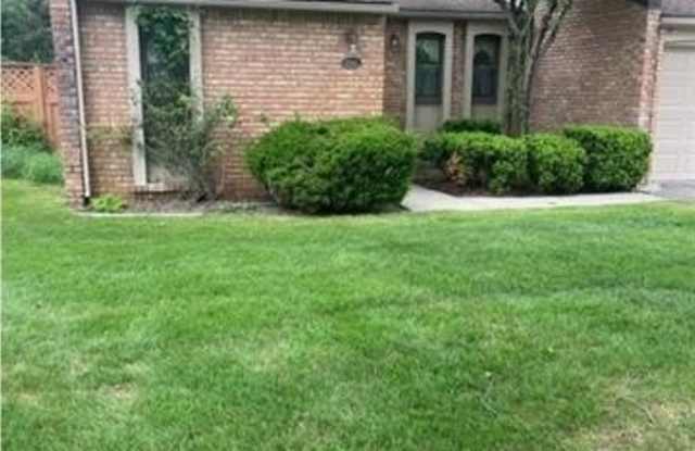 2906 Moon Lake Drive photos photos