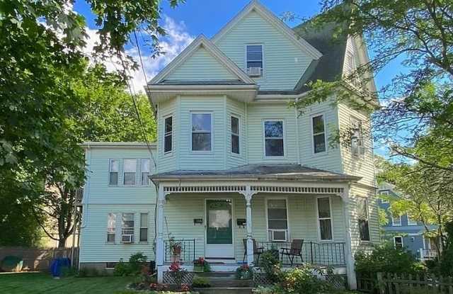 192 Auburndale Avenue Gallery 1