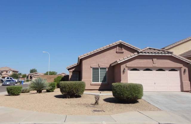 Corner lot Arizona Meadows at Terralea 3 bed rental photos photos