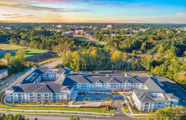 Overture Centennial 55+ Active Adult Apartment Homes Gallery 2
