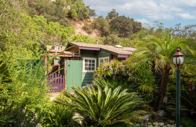520 1/2 Audubon Way - 520 1/2 Audubon Way, Sierra Madre, CA 91024