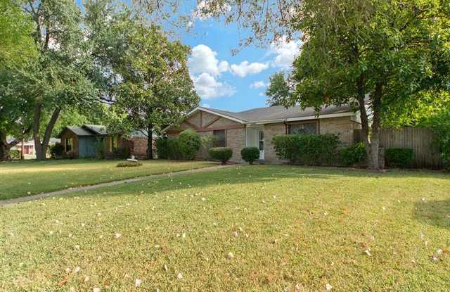 3000 Duchess Trail Gallery 3