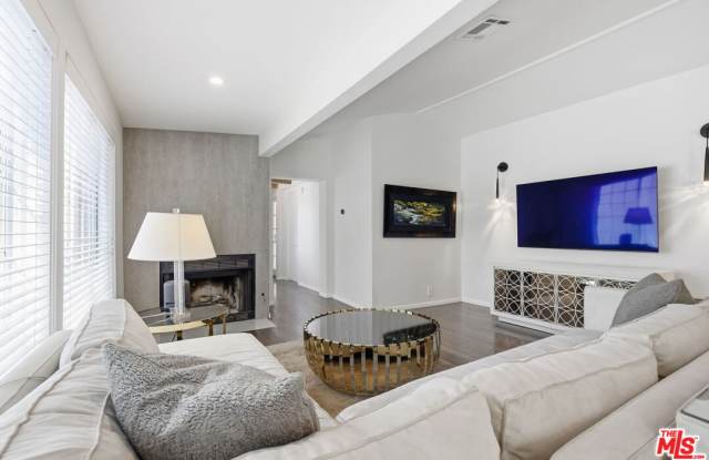 9820 Yoakum Drive photos photos