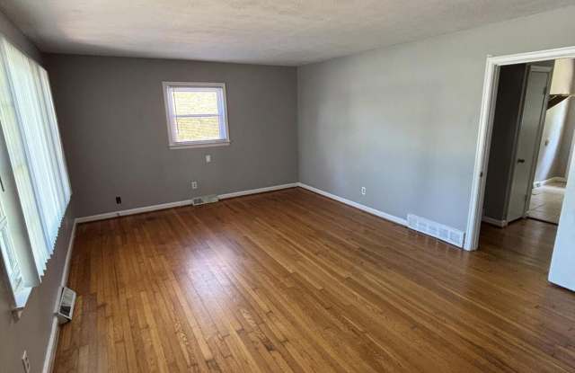 613 Anniston Dr Gallery 2