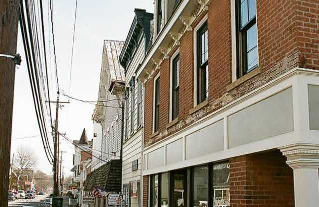 224 Main St - 224 Main Street, Claysville, PA 15323