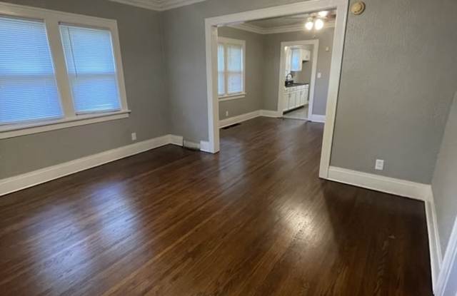 229 Foster Avenue photos photos