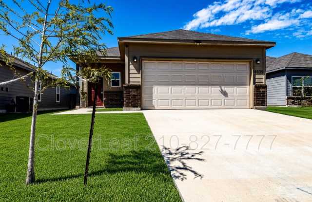 14635 Hackamore Way Gallery 2