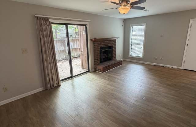 1223 Ash Circle - 1 Gallery 3