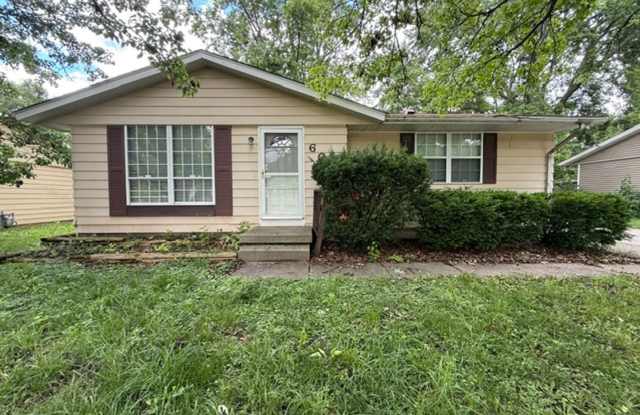 Beautiful 3-Bedroom Home with Hardwood Floors, Fenced Yard & Detached Garage photos photos