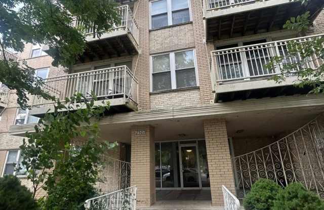 2501 W TOUHY Avenue photos photos