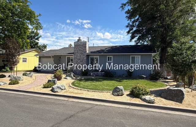 Fully Renovated 2-Bedroom Home in the Heart of Gardnerville Gallery 3