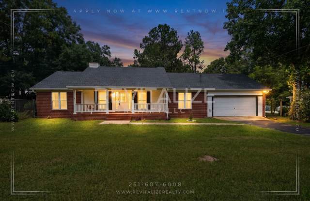 Beautifully Updated 3-Bedroom Home with Fenced Yard & Double Garage! photos photos