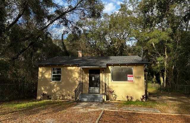 7527 TAMPA Avenue photos photos 7527 TAMPA Avenue photos photos