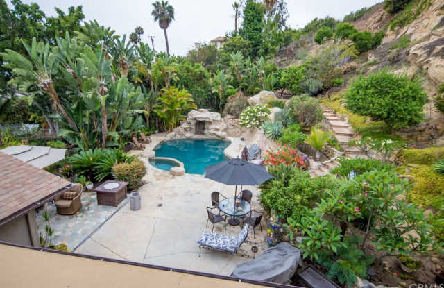 948 Park Avenue - 948 Park Avenue, Laguna Beach, CA 92651