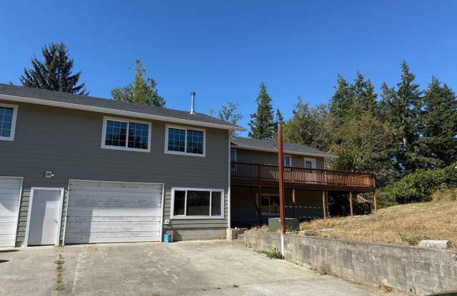 Country Living in this new remodel house photos photos