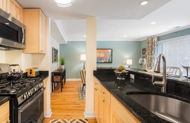 539 VFW Pkwy. photos photos
