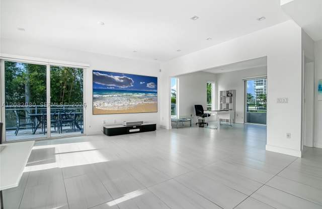 6100 N Ocean Dr Gallery 4