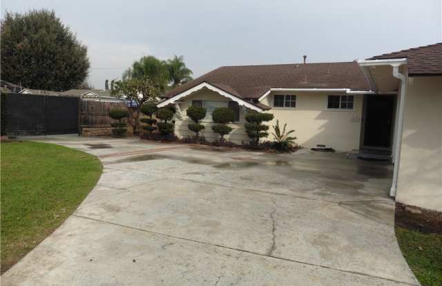 5312 Santa Anita photos photos