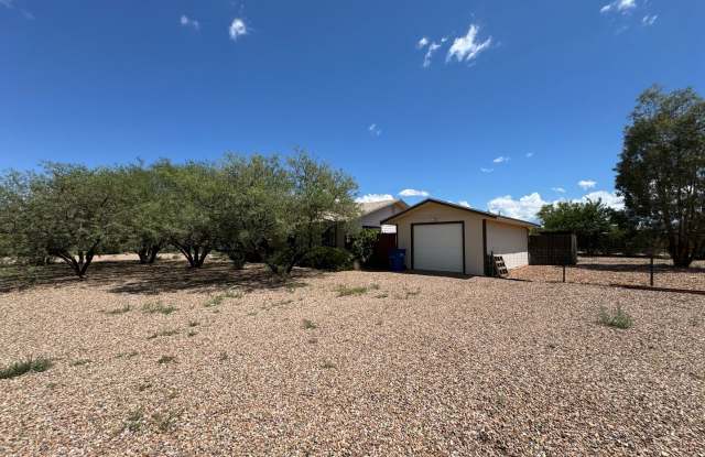 3BR/2BA/1CG, 1489 sq.ft. rental in Huachuca City, AZ photos photos