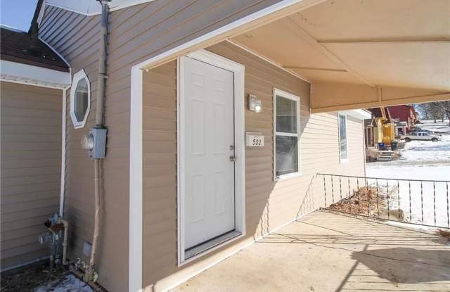 Remodeled 2 Bed 1 Bath - 503 Loomis Avenue, Des Moines, IA 50315