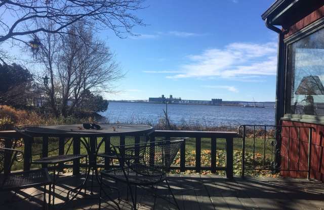 2939 Minnesota Ave - 2939 Minnesota Avenue, Duluth, MN 55802