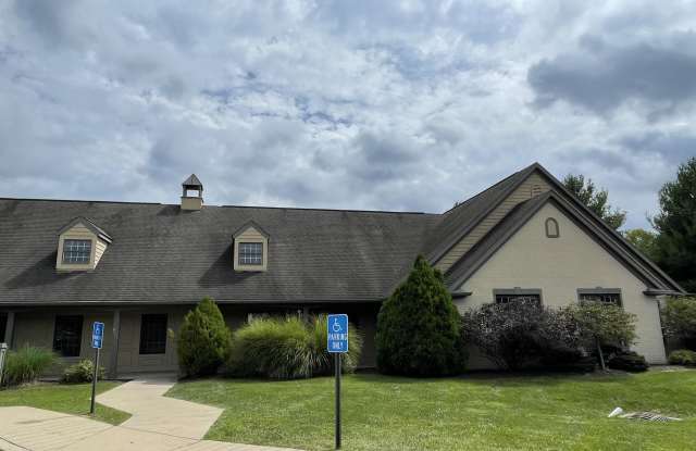 451 S Park Ridge Road Gallery 1