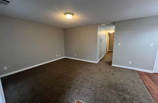 3/2 RANCH PERFECT FOR GROWING FAMILY! Gallery 3
