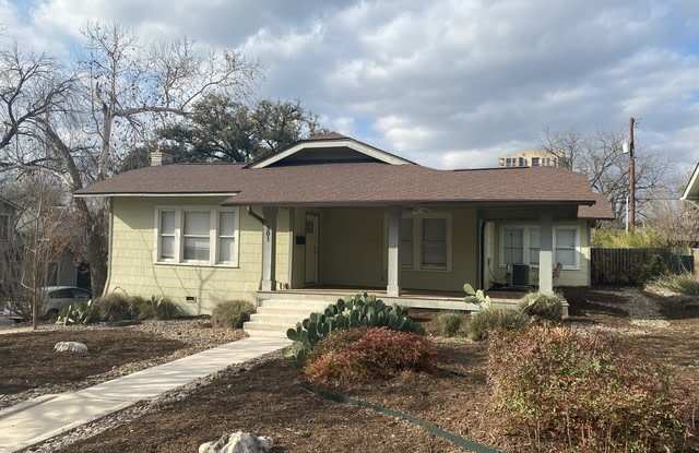 301 PERSHING AVE - 301 Pershing Avenue, San Antonio, TX 78209