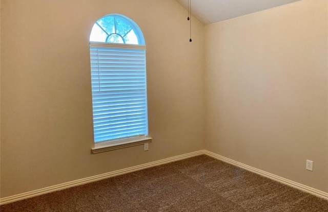 1622 Woodstream Lane Gallery 3