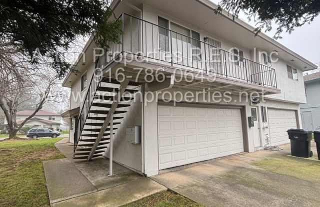 Action Properties RES Inc: offering Availabilities Roseville Greens Condo, single level 2 bedroom 1 bathroom, enclosed Parking, Shared Laundry photos photos