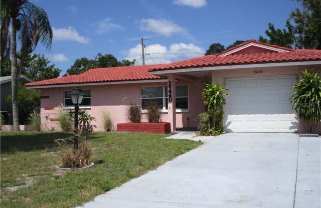 2120 PINERIDGE Gallery 2