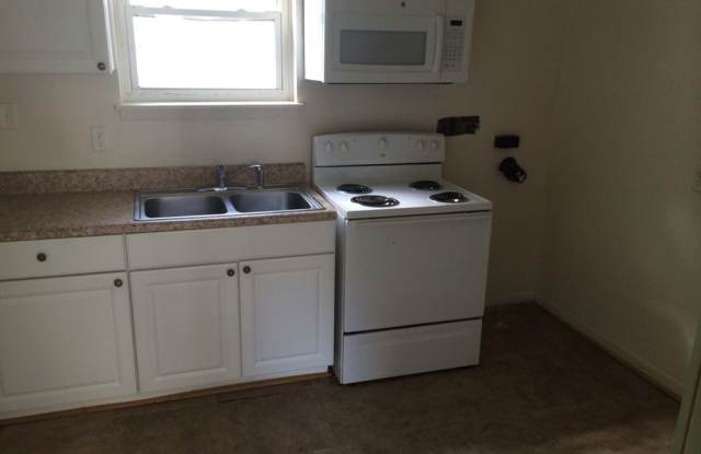 Two bedroom apartment - NORTH AVENUE Gallery 2