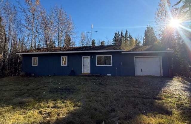 3 bed, 1 bathroom in North Pole! Gallery 1